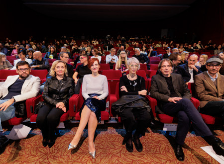 Ivan Karl, Nataša Bučar, dr. Asta Vrečko, Nina Ukmar, Bojan Labović, Fritz Hock na skupinski fotografiji