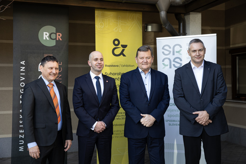 Group photo of the opening speakers, including Minister Jevšek and State Secretary Židan