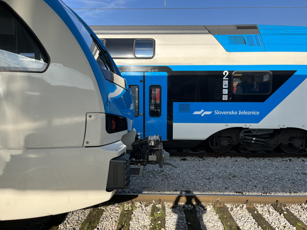 Blue train of Slovenian Railway