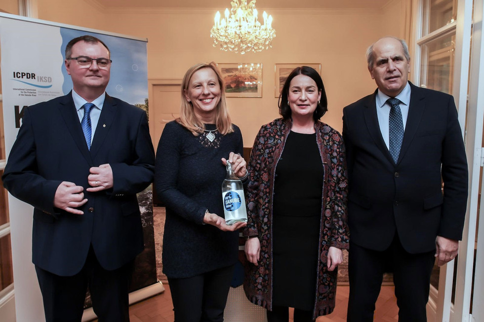 Slovenia officially took over the presidency in the presence of high representatives of Danube countries