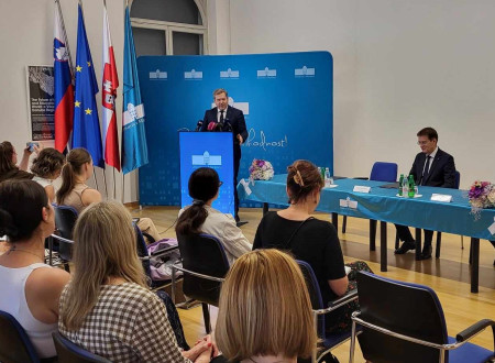 Izjava ministra Papiča ob podpisu pogodbe za širitev in obnovo objekta Fakultete za zdravstvene vede Univerze v Mariboru. 
