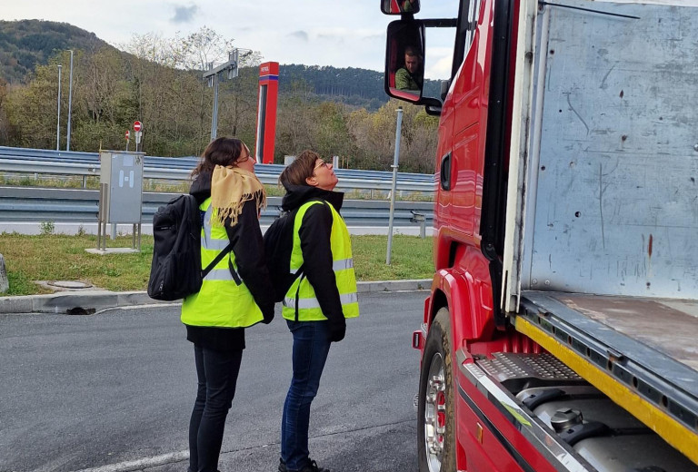 Truck drivers and busses in focus in joint inspection