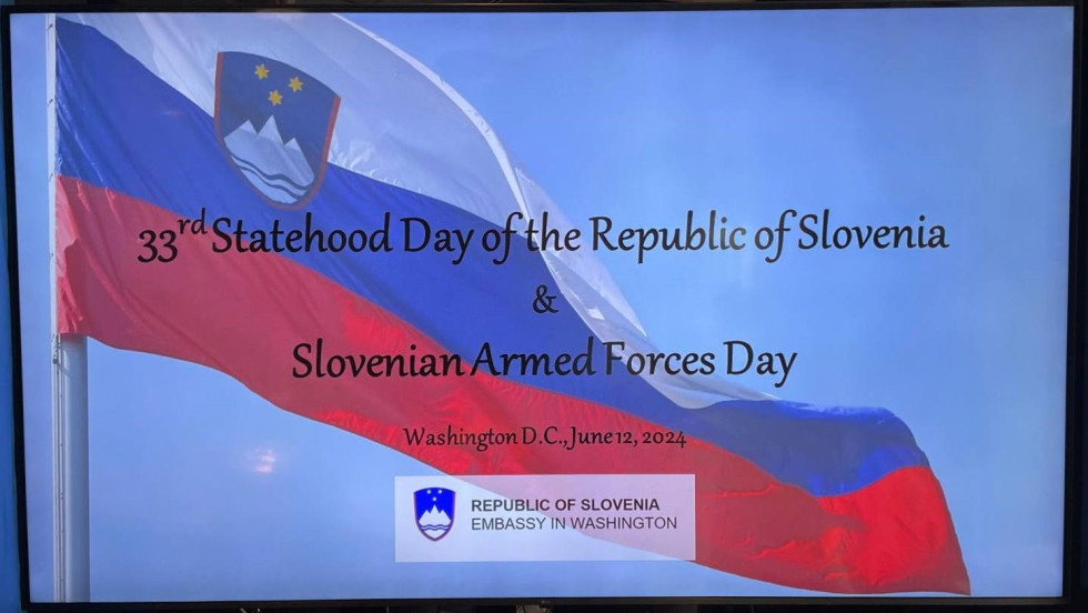 Naslov dogodka s slovensko zastavo na televizji