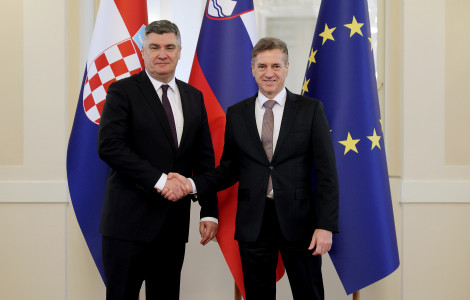 PV Milanovic 1 26022025 (Prime Minister Robert Golob met with Croatian President Zoran Milanović.)