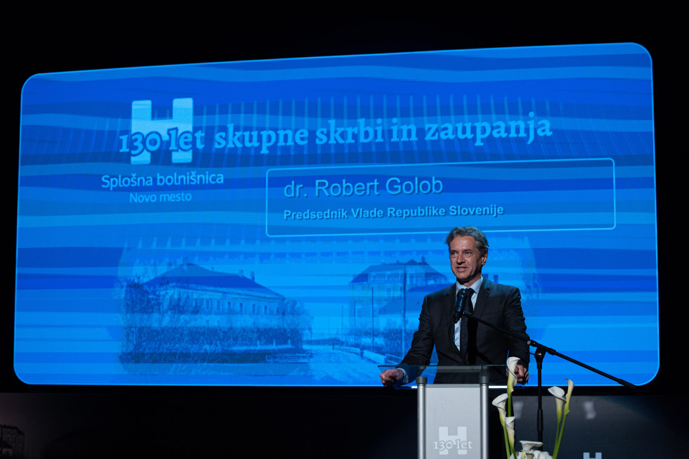 Today, Prime Minister Dr Robert Golob attended a gala reception marking the 130th anniversary of the Novo Mesto General Hospital, where he was the keynote speaker.