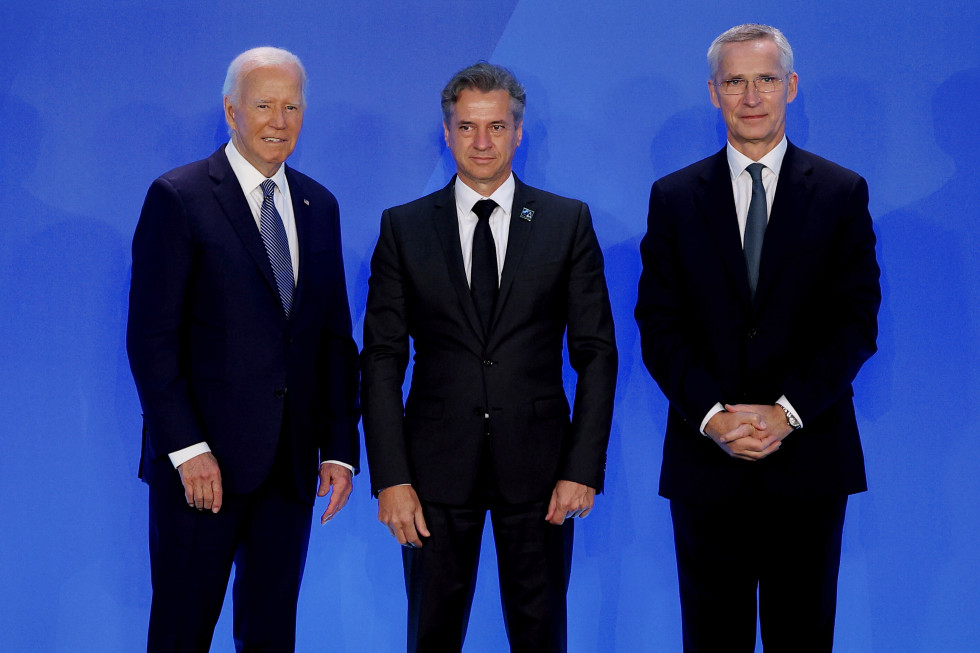 Predsednik Združenih držav Amerike Joe Biden, predsednik vlade dr. Roberta Golob in generalni sekretar zveze Nato Jens Stoltenberg